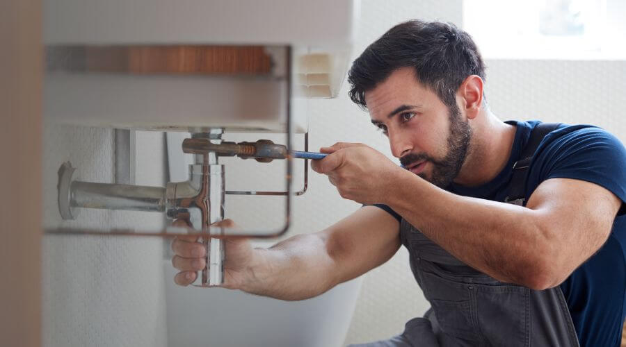 Water heater thermostat replacement in Ijamsville, MD
